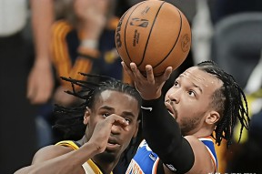 包含纽约尼克斯迎欧超杯关键赛，国际比赛日造点机会，话题不断，训练强度明显提升的词条-九游体育官网